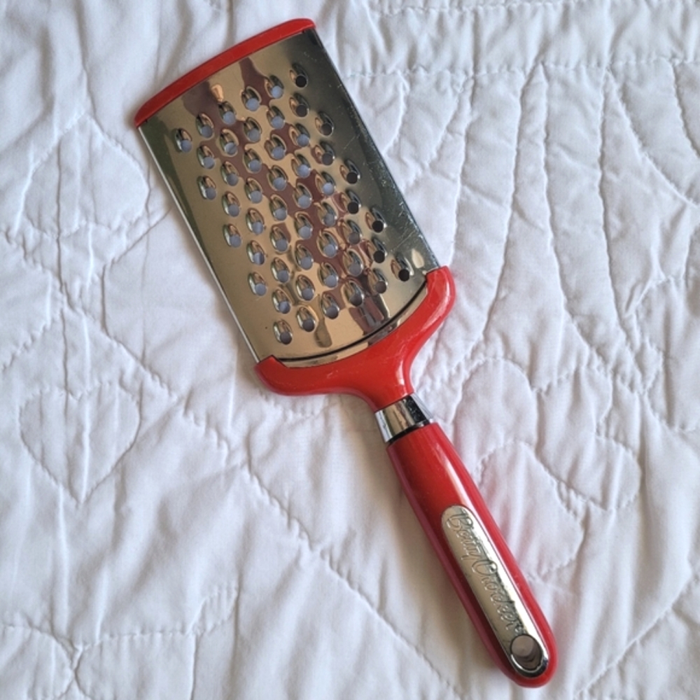 5/$15 🌺 Betty Crocker Cheese Grater